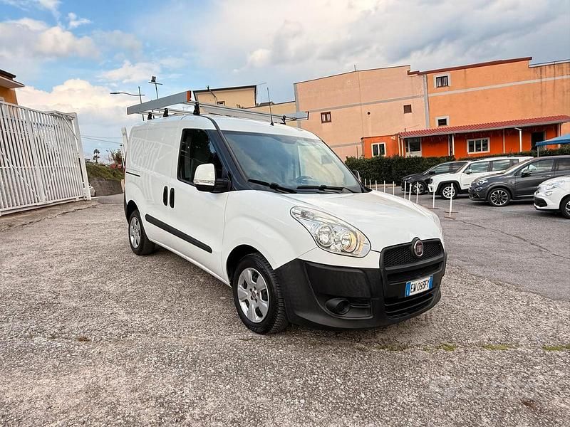 Usata Fiat Doblò Dynamic 90 CV (66 kW) 2013 Bianco Monovolume