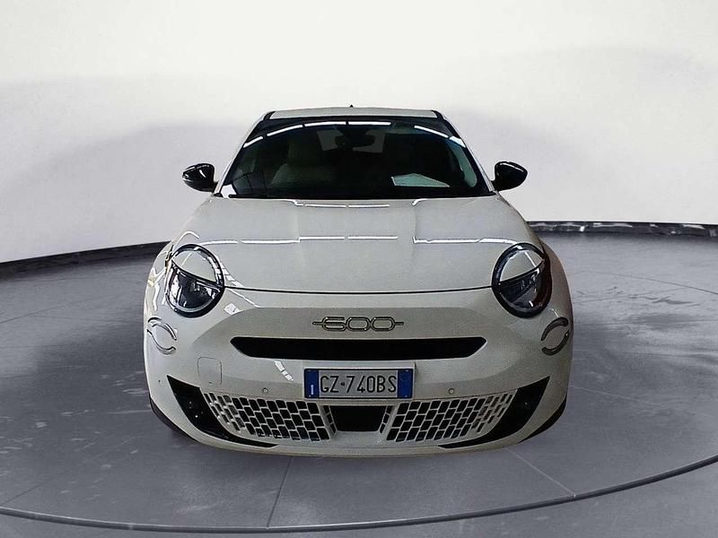 Usata Fiat 600 La Prima 110 CV (80 kW) 2025 Bianco SUV