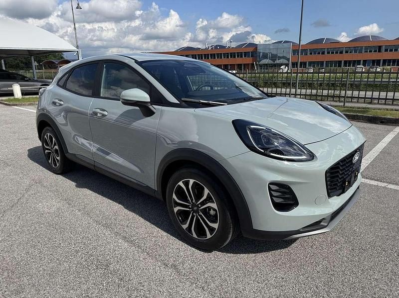 Nuova Ford Puma Titanium 125 CV (91 kW) 2026 Cactus grey SUV