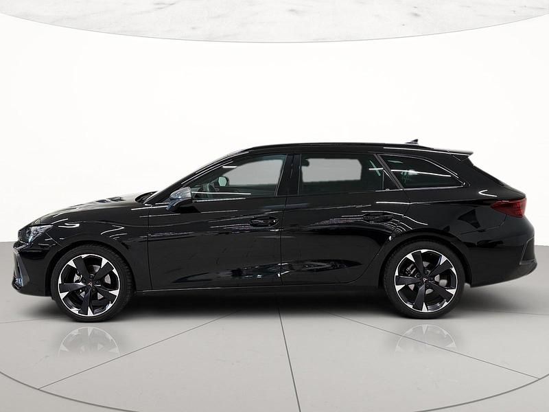 Usata Cupra Leon 150 CV (110 kW) 2025 Nero midnight Station wagon