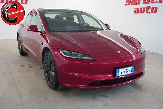 Usata Tesla Model 3 Long Range AWD 366 kW (498 CV) 2024 Rosso Berlina
