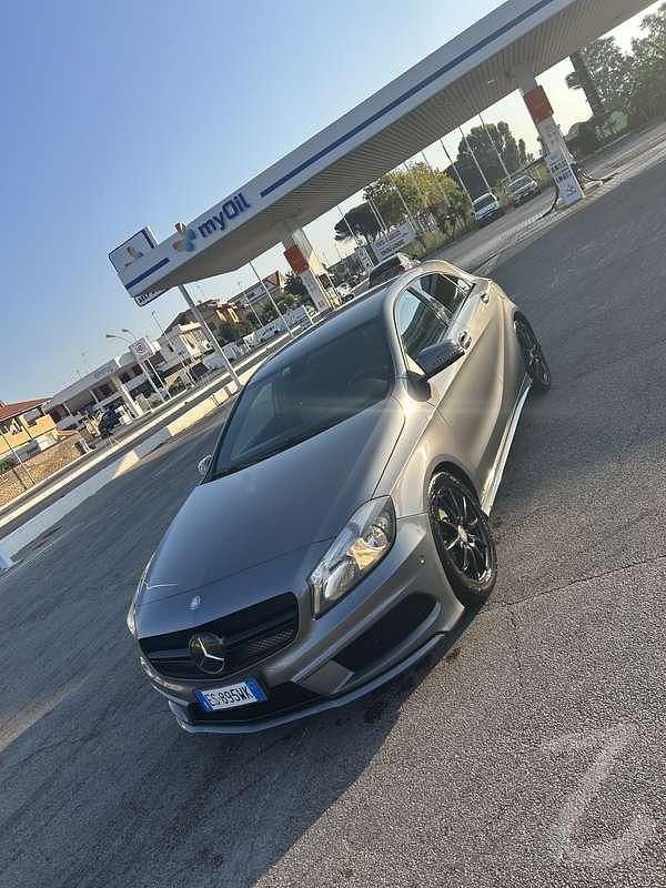 Usata 2013 Mercedes A220 Tre volumi | 13.500 € (Buon prezzo) - Immagine 1/4
