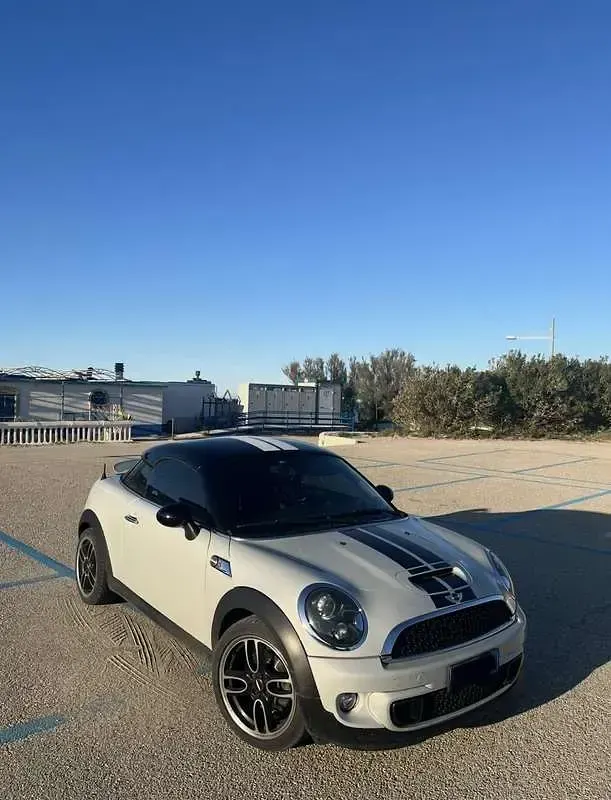 Usata Mini Cooper SD Coupé 143 CV (105 kW) 2013 Coupé