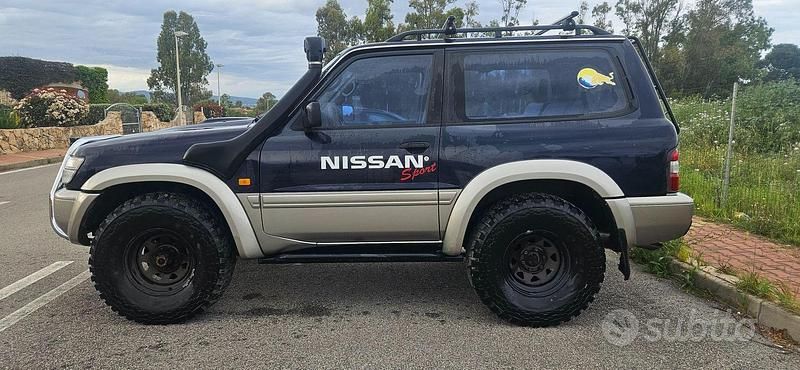 Usata Nissan Patrol 158 CV (116 kW) 2000 Blu SUV