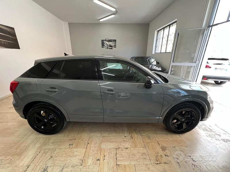 Usata Audi Q2 116 CV (85 kW) 2018 Grigio SUV
