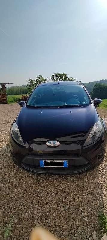 Usata Ford Fiesta 82 CV (60 kW) 2010 Blu/azzurro Utilitaria
