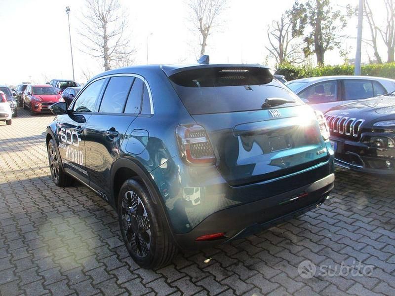 Nuova Fiat 600 La Prima 101 CV (74 kW) 2025 Blu SUV