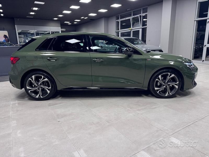Usata Audi A3 S-Line 150 CV (110 kW) 2025 Verde Berlina