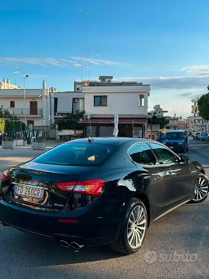 Usata Maserati Ghibli 250 CV (183 kW) 2016 Nero Berlina