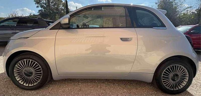 Nuova Fiat 500 69 CV (50 kW) 2026 Celestial blu Utilitaria
