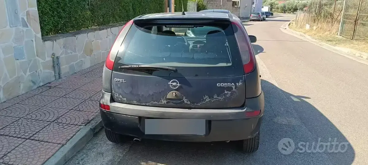 Usata Opel Corsa 75 CV (55 kW) 2002 Utilitaria