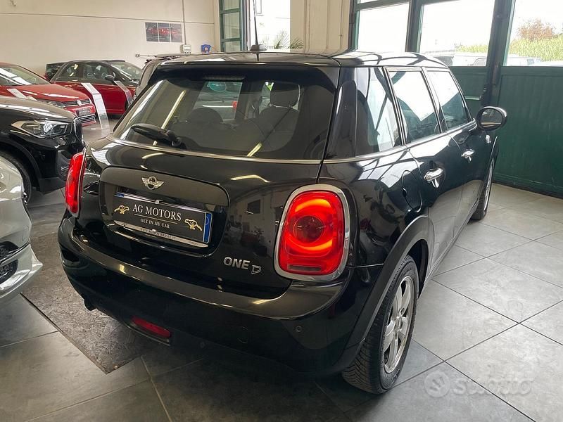 Usata Mini One D 95 CV (69 kW) 2015 Nero Utilitaria