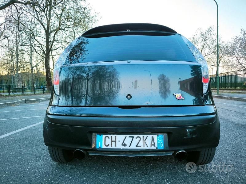 Usata Fiat Punto 80 CV (58 kW) 2003 Nero Utilitaria