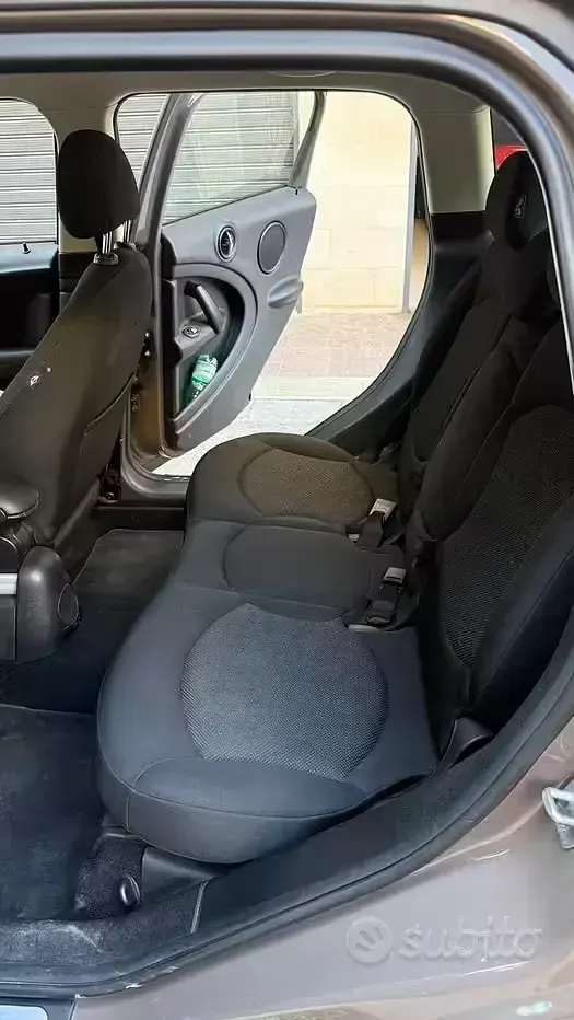 Usata Mini Countryman 111 CV (81 kW) 2015 Marrone SUV