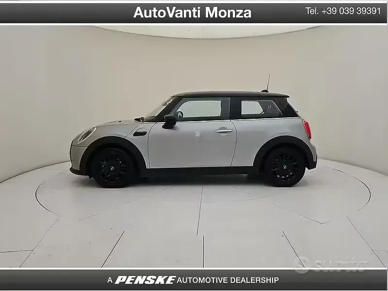 Usata Mini Cooper Classic 136 CV (100 kW) 2023 Grigio Utilitaria