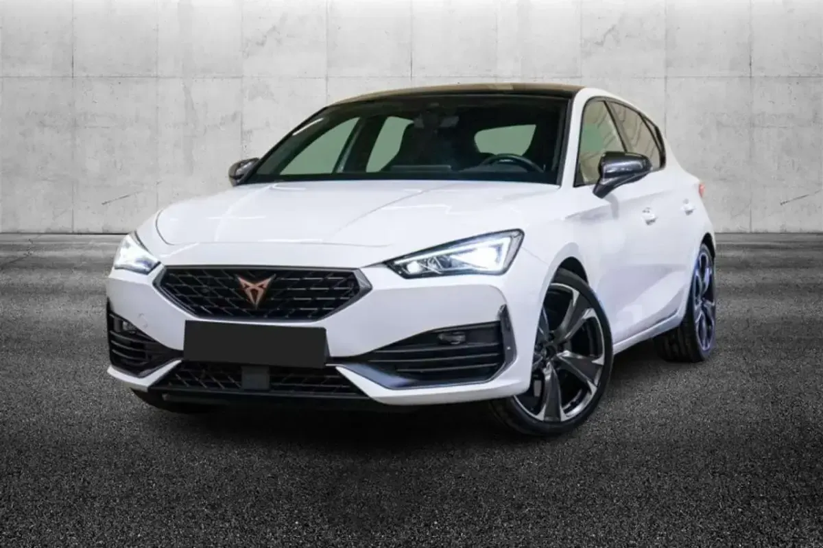 Usata Cupra Leon VZ 300 CV (220 kW) 2024 Bianco Berlina
