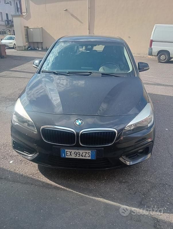 Nero Usata 2015 BMW 216 Tre volumi | 7800 € (Buon prezzo) - Immagine 1/4