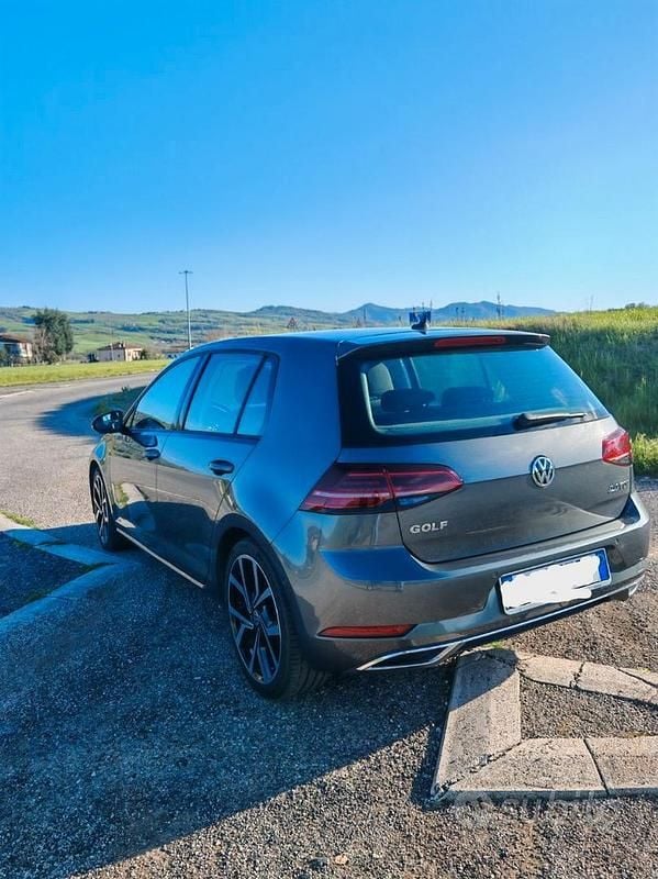 Usata VW Golf VII Highline 150 CV (110 kW) 2017 Grigio Berlina