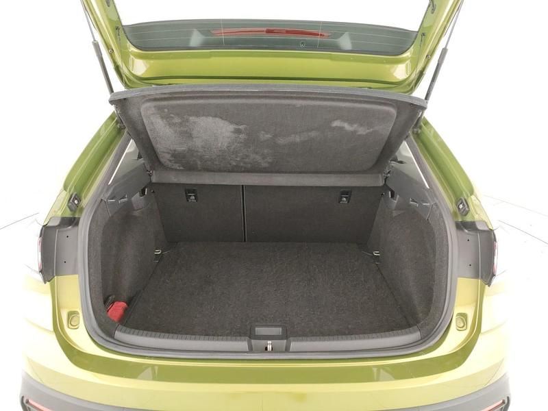 Usata VW Taigo Life 95 CV (69 kW) 2022 Visual green metallizzato SUV