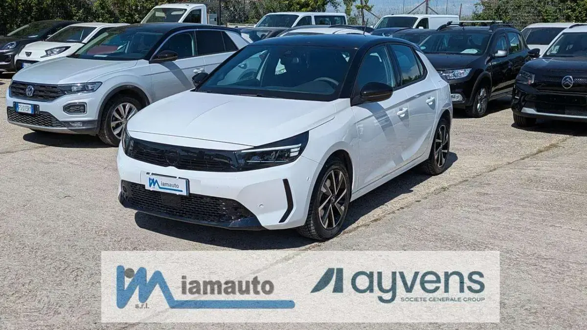 Usata Opel Corsa 101 CV (74 kW) 2025 Bianco Utilitaria