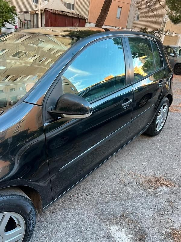Usata VW Golf IV 2005 Nero Berlina