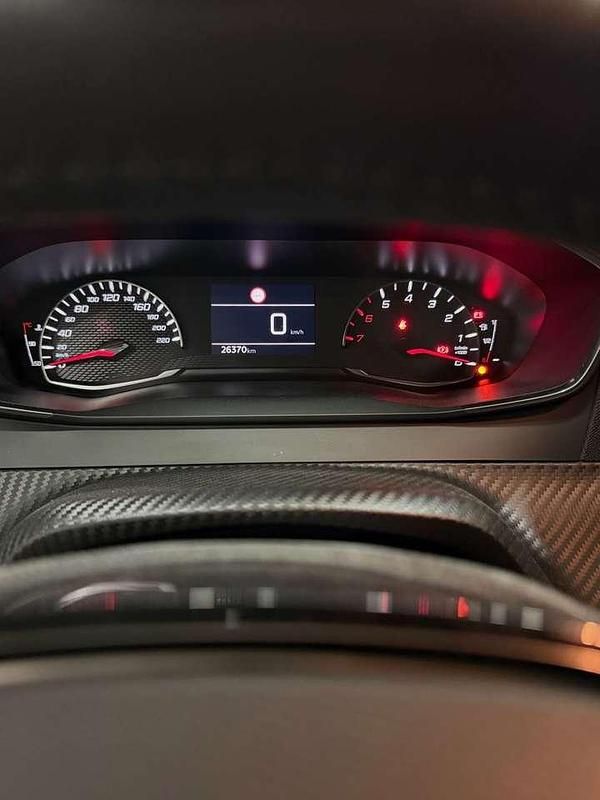 Usata Peugeot 208 Allure 101 CV (74 kW) 2023 Grigio Utilitaria