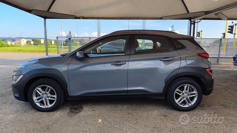 Usata Hyundai Kona 120 CV (88 kW) 2022 Grigio SUV