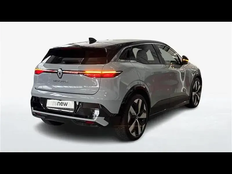 Usata Renault Megane E-Tech Techno 160 kW (218 CV) 2023 Grigio scuro Berlina