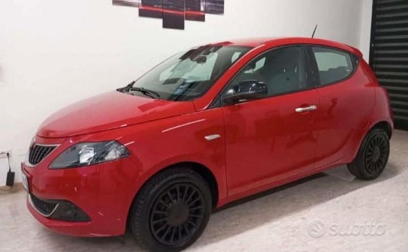 Usata Lancia Ypsilon 60 CV (44 kW) 2022 Utilitaria
