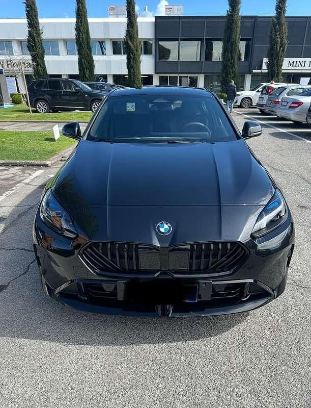 Usata BMW 116 M Sport 122 CV (89 kW) 2025 Nero Utilitaria
