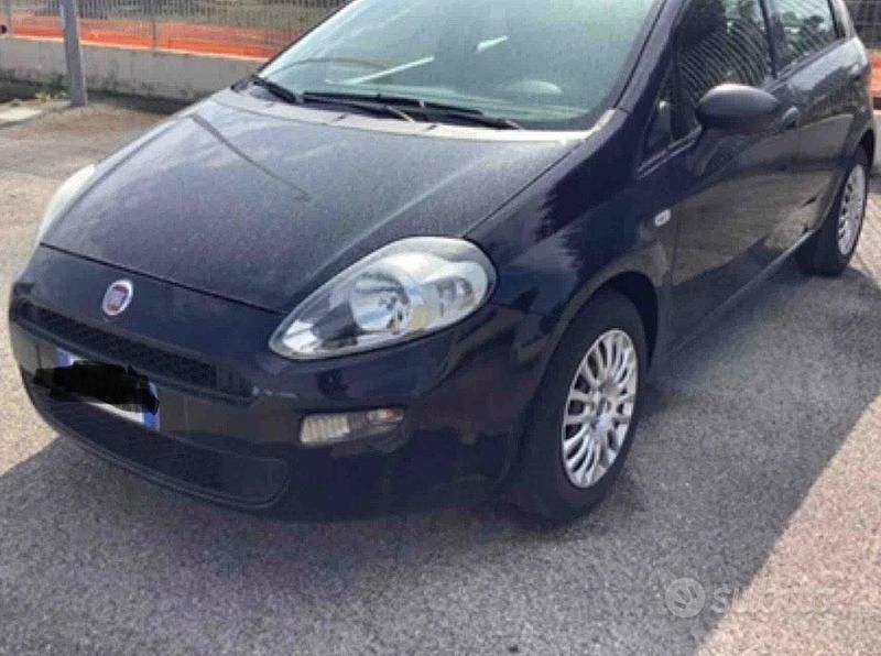 Usata Fiat Punto 95 CV (69 kW) 2017 Utilitaria