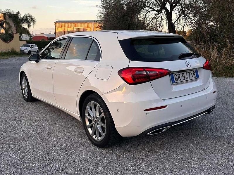 Usata Mercedes A160 Business 95 CV (69 kW) 2019 Bianco Berlina