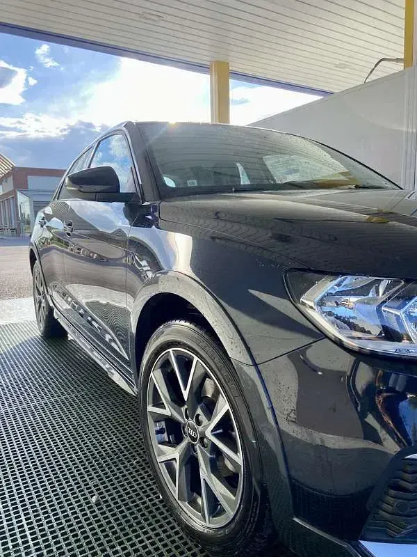 Usata Audi A1 Admired 95 CV (69 kW) 2021 Bluazzurro SUV