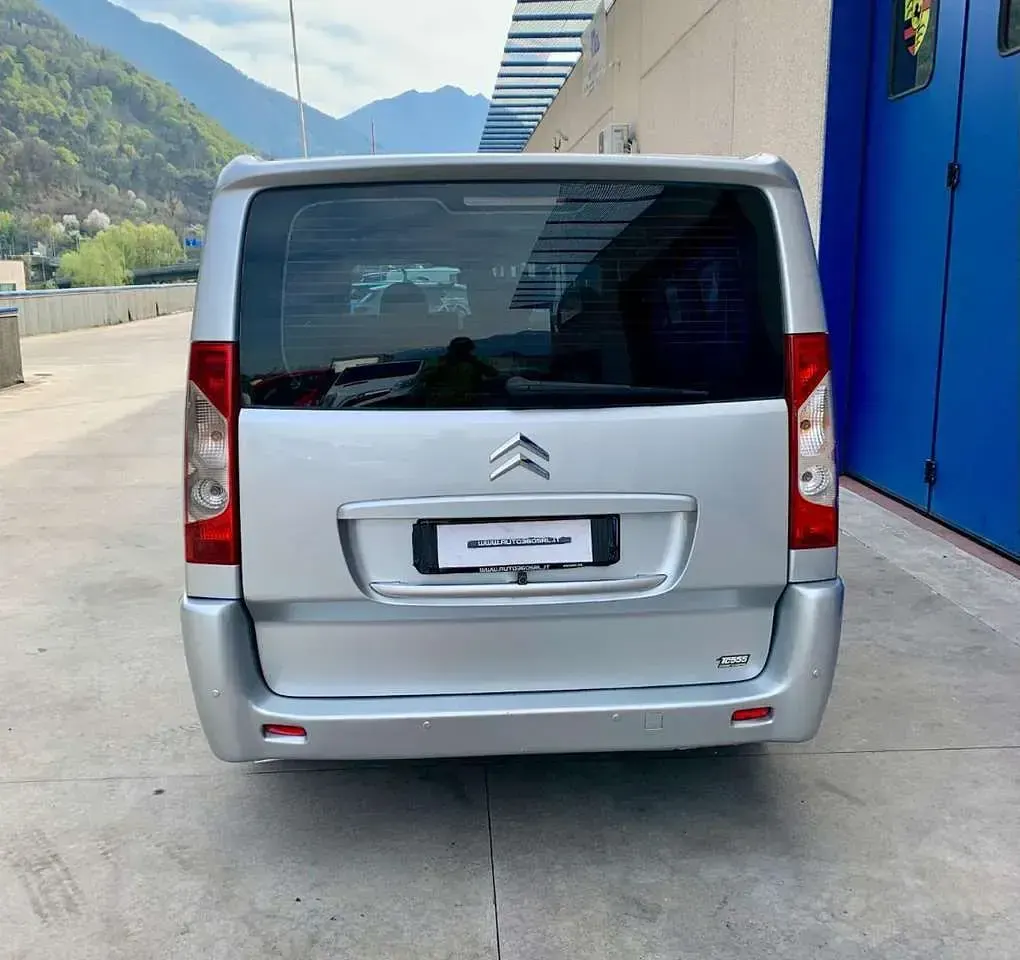 Usata Citroën Jumpy 120 CV (88 kW) 2011 Argento metallizzato Monovolume