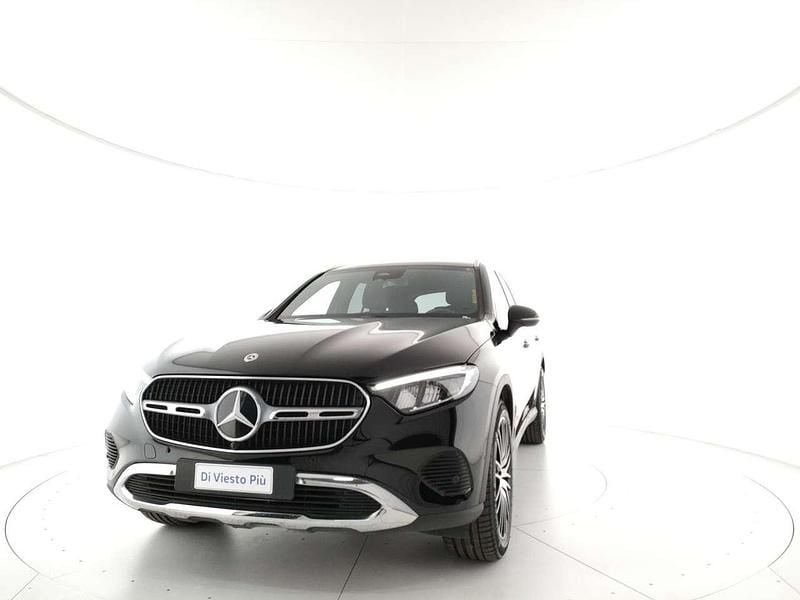 Nero metallizzato Usata 2023 Mercedes GLC200 Advanced Plus SUV | 46.900 € (Ottimo prezzo) - Immagine 1/4
