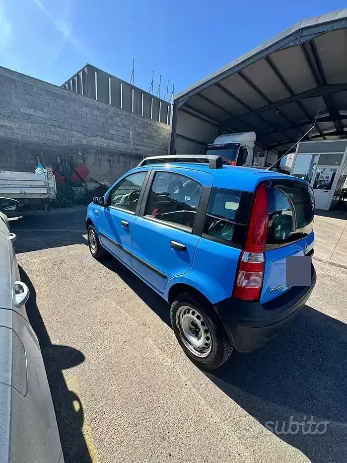 Usata Fiat Panda 4x4 69 CV (50 kW) 2005 Bluazzurro Utilitaria