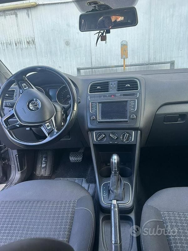 Usata VW Polo Highline 90 CV (66 kW) 2016 Berlina