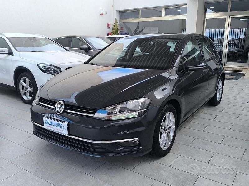 Usata VW Golf VII Business 115 CV (84 kW) 2019 Grigio Berlina
