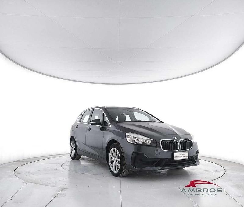 Usata BMW 218 Advantage 150 CV (110 kW) 2018 Blu Monovolume