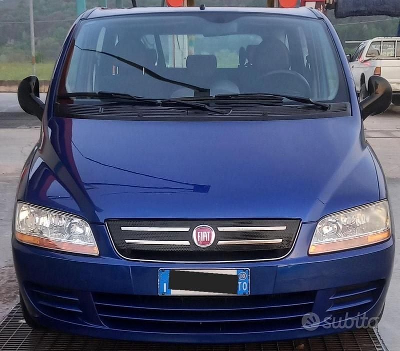 Usata Fiat Multipla 120 CV (88 kW) 2010 Blu Monovolume