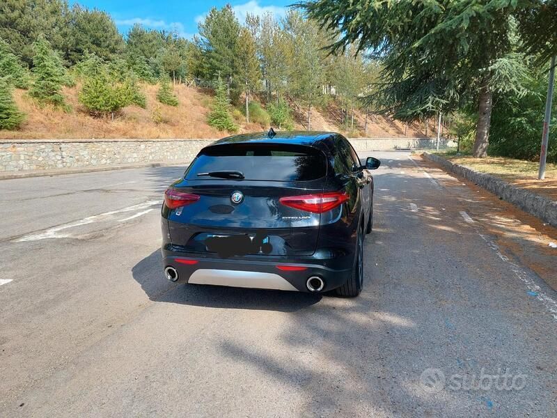 Usata Alfa Romeo Stelvio 210 CV (154 kW) 2019 Nero SUV