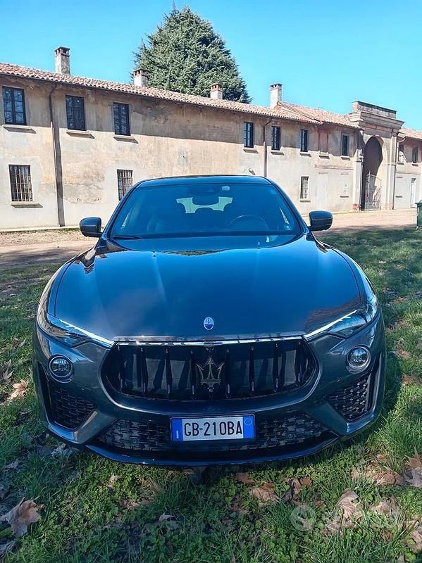 Usata Maserati Levante 250 CV (183 kW) 2020 Grigio SUV