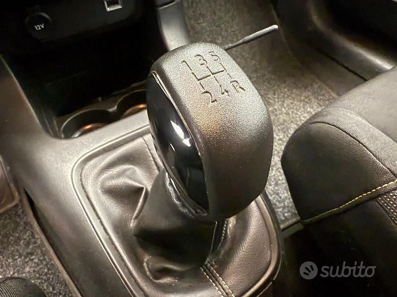 Usata Citroën C3 Feel 83 CV (61 kW) 2022 Bianco Utilitaria