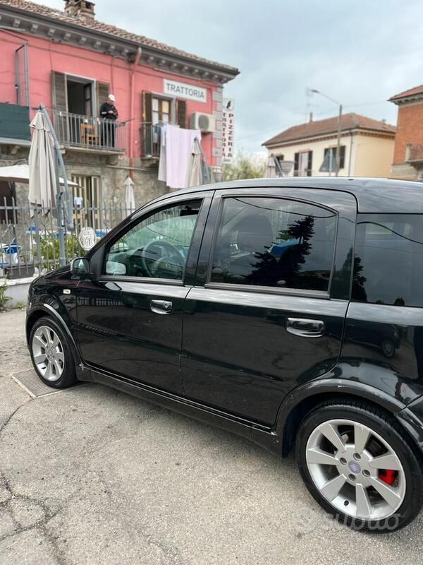 Usata Fiat Panda 101 CV (74 kW) 2008 Nero Utilitaria