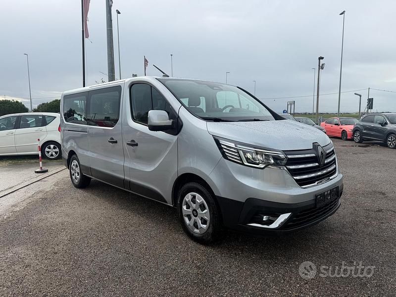 Usata Renault Trafic Equilibre 150 CV (110 kW) 2024 Grigio Monovolume