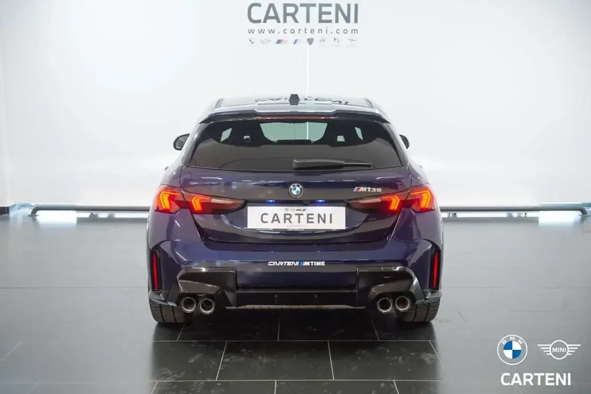 Usata BMW 135 M Sport 300 CV (220 kW) 2025 Tanzanite blue metallizzato Utilitaria