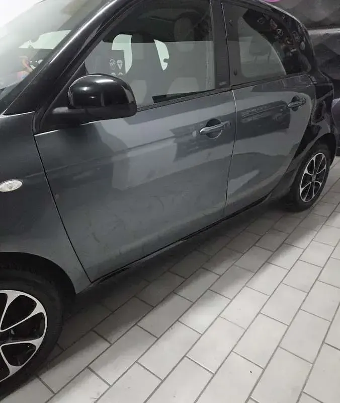 Usata Smart ForFour Prime 71 CV (52 kW) 2016 Utilitaria