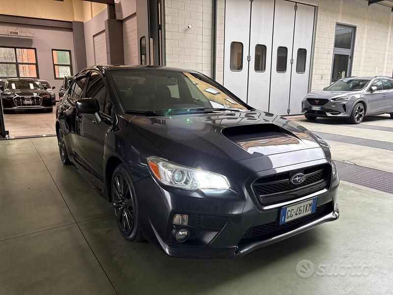Usata Subaru WRX 300 CV (220 kW) 2016 Grigio Berlina