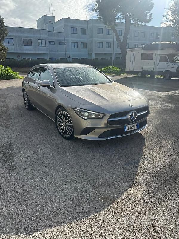 Usata Mercedes CLA200 Shooting Brake 150 CV (110 kW) 2020 Bianco Station wagon