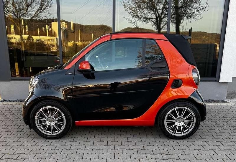 Nero Usata 2016 Smart ForTwo Cabrio Cabrio | 7700 € (Ottimo prezzo) - Immagine 1/4